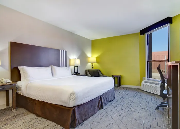 Express & Phoenix - By Ihg Tempe