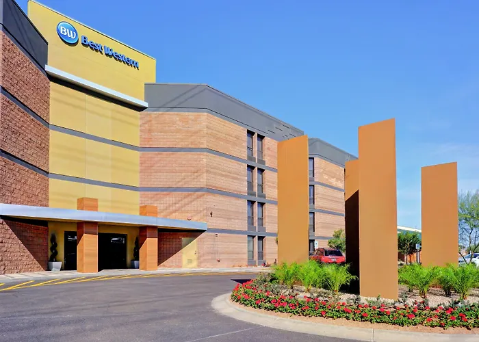 Express & Phoenix - By Ihg Tempe