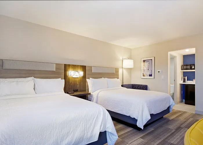 Express & Phoenix - By Ihg Tempe