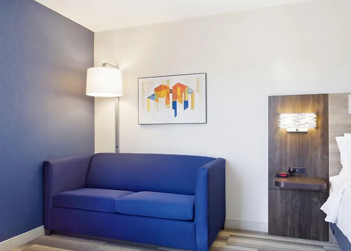 Express & Phoenix - By Ihg 3* Tempe