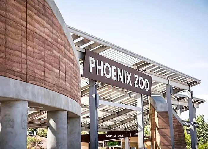Hotel Express & Phoenix - By Ihg